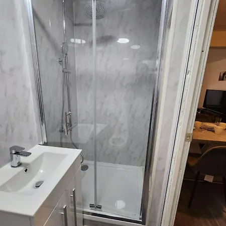 New Deluxe Studio Apt-2 London Room photo