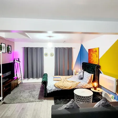 New Deluxe Studio Apt-2 London Room photo